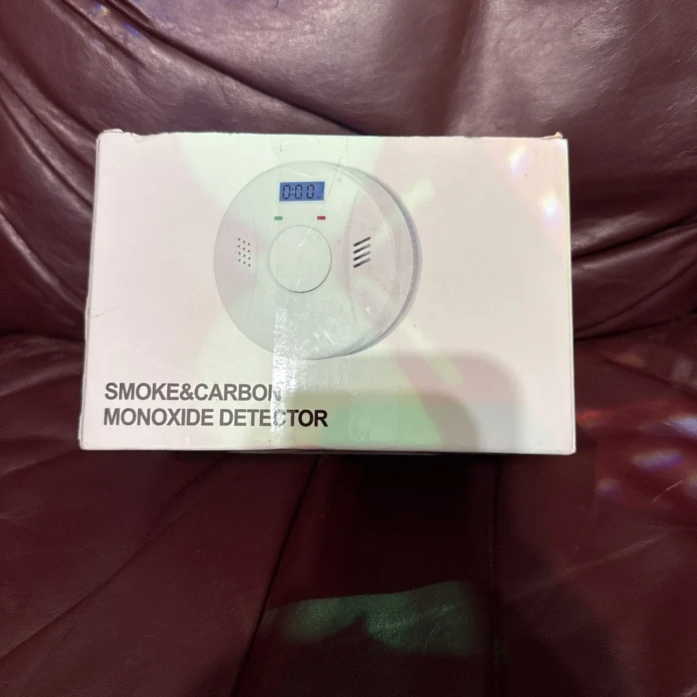 SMOKE & CARBON MONOXIDE DETECTOR WITH TEST AND RESET BUTTOM LCD  (4 PACK) Sealed